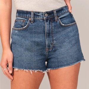 Abercrombie High Waisted Mom Short Curve Love